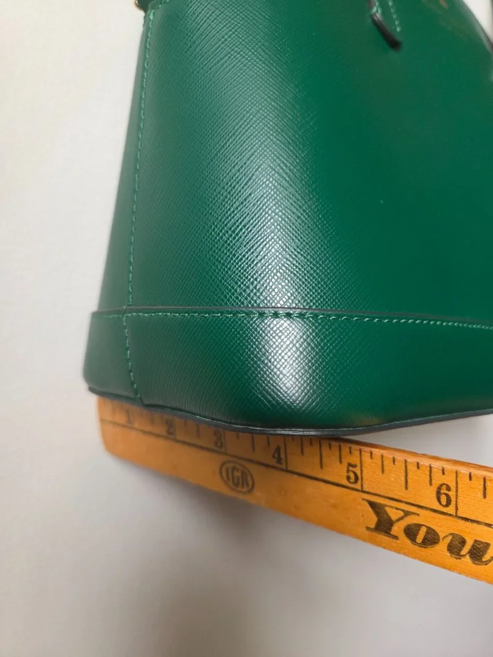 EUC LIKE NEW! KATE SPADE GREEN LEATHER SATCHEL MEDIUM